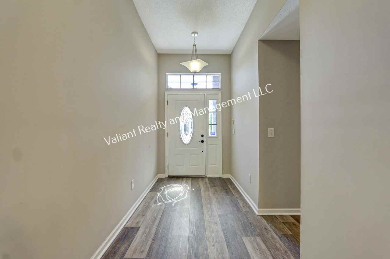 12016 Shooting Star Ct #0 - Photo 7 of 40