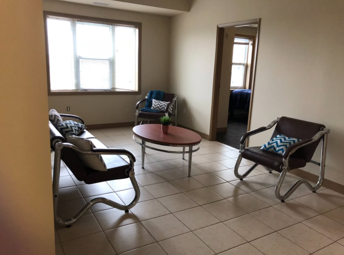 271 - 271 Lester Street #4 - Photo 2 of 5