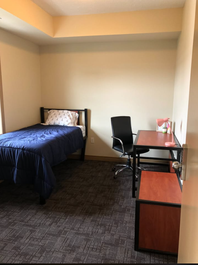 271 - 271 Lester Street #4 - Photo 4 of 5