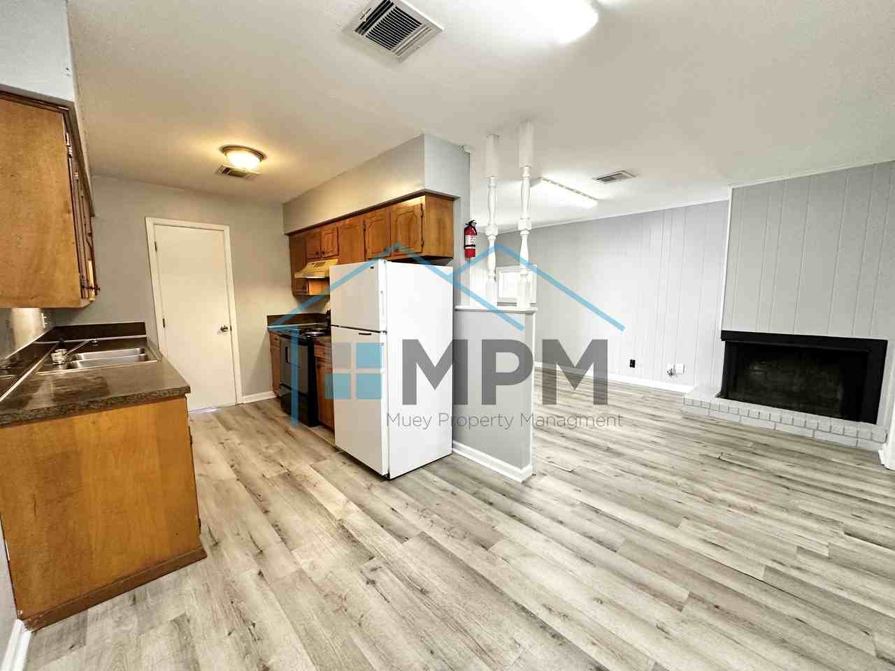 66 W Elmwood Dr #A - Photo 2 of 9