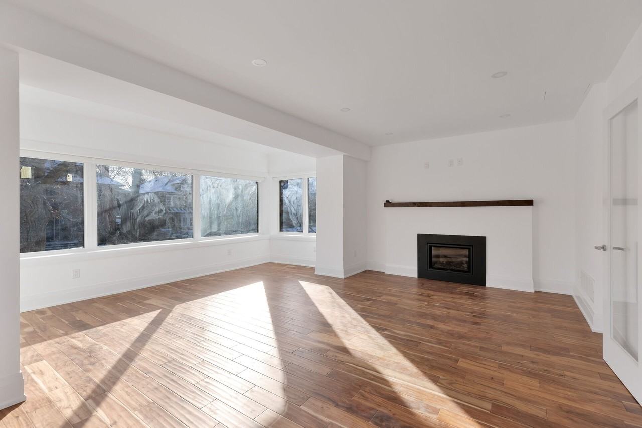 98 Glencairn Avenue - Photo 6 of 39