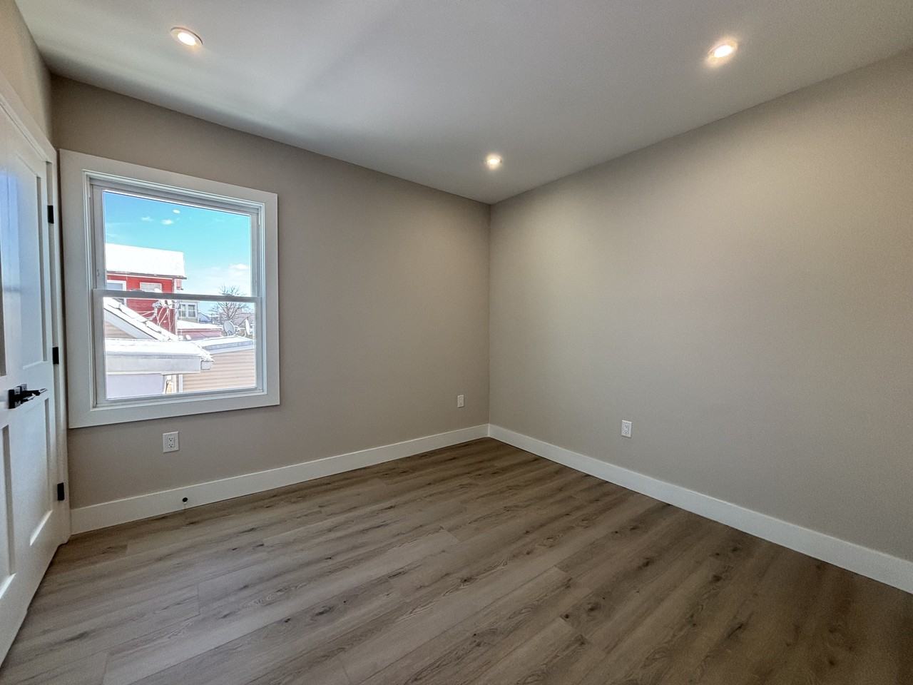 136 Elm Street #603 - Photo 4 of 7