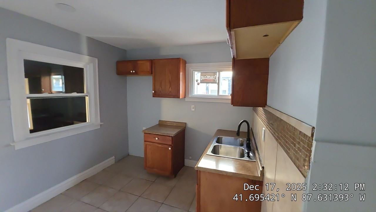 324 W 109th Pl #1 - Photo 7 of 8