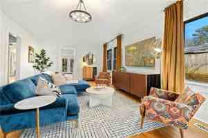 featured image of 325 S Washington Ave