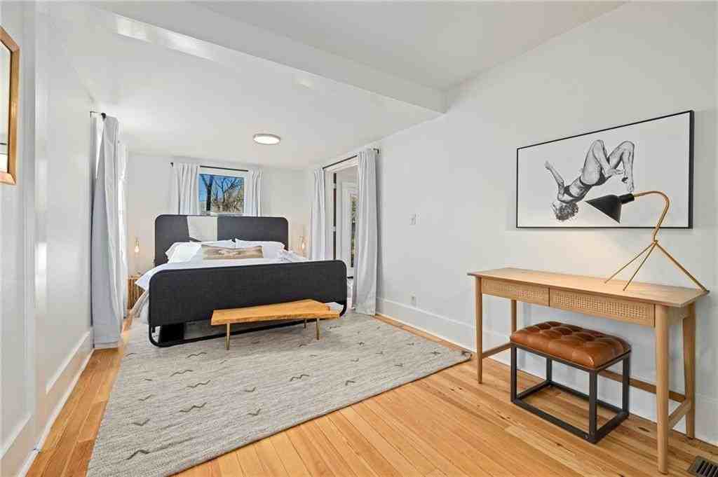 325 S Washington Ave - Photo 5 of 25