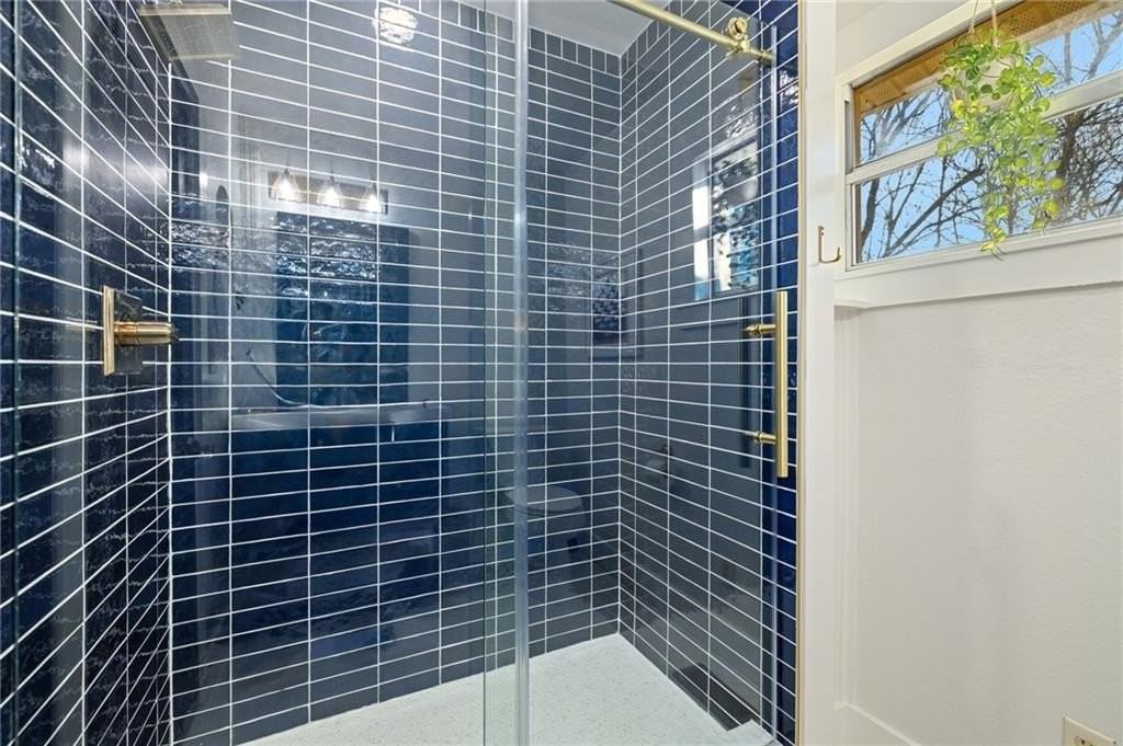 325 S Washington Ave - Photo 7 of 25