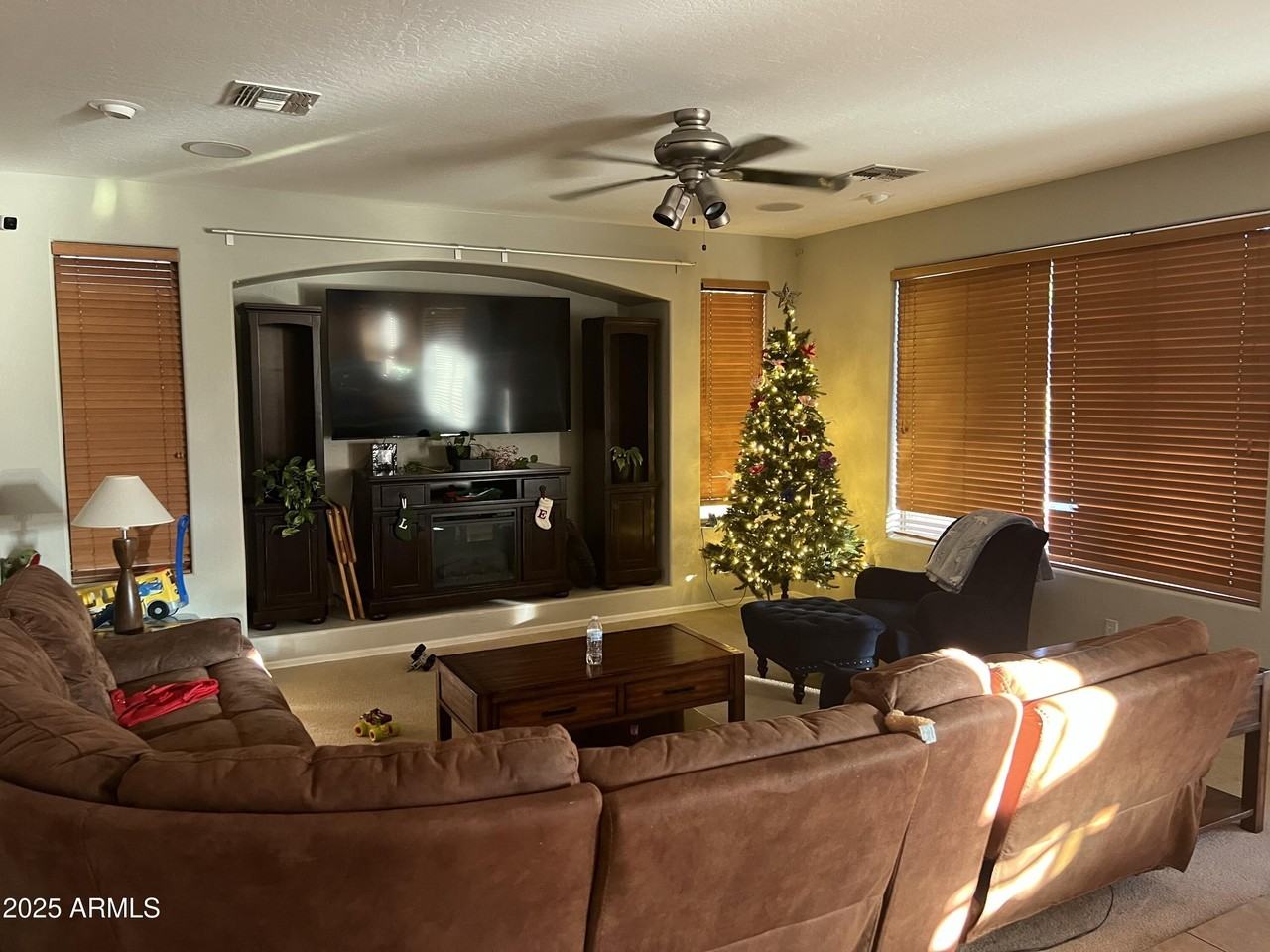 1807 E Valencia Dr - Photo 4 of 13