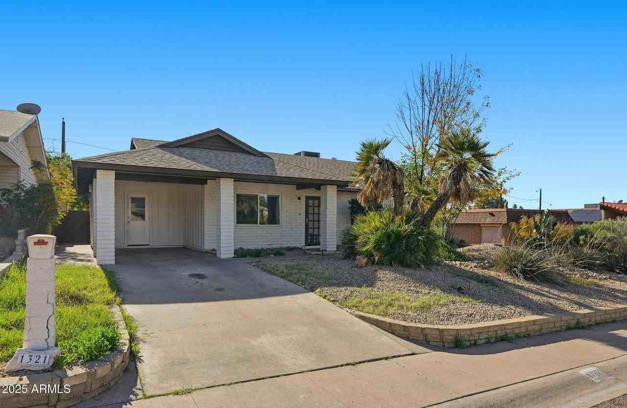 1321 E Townley Ave - Photo 7 of 31