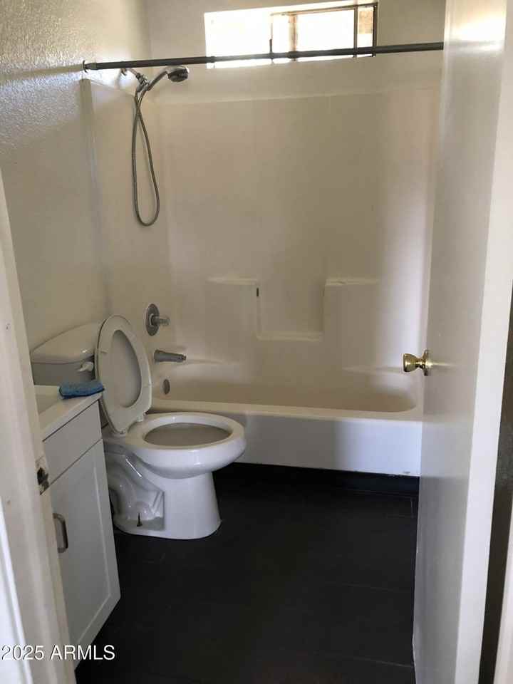 4224 E Canyon Trl Apt B4 #B4 - Photo 3 of 5