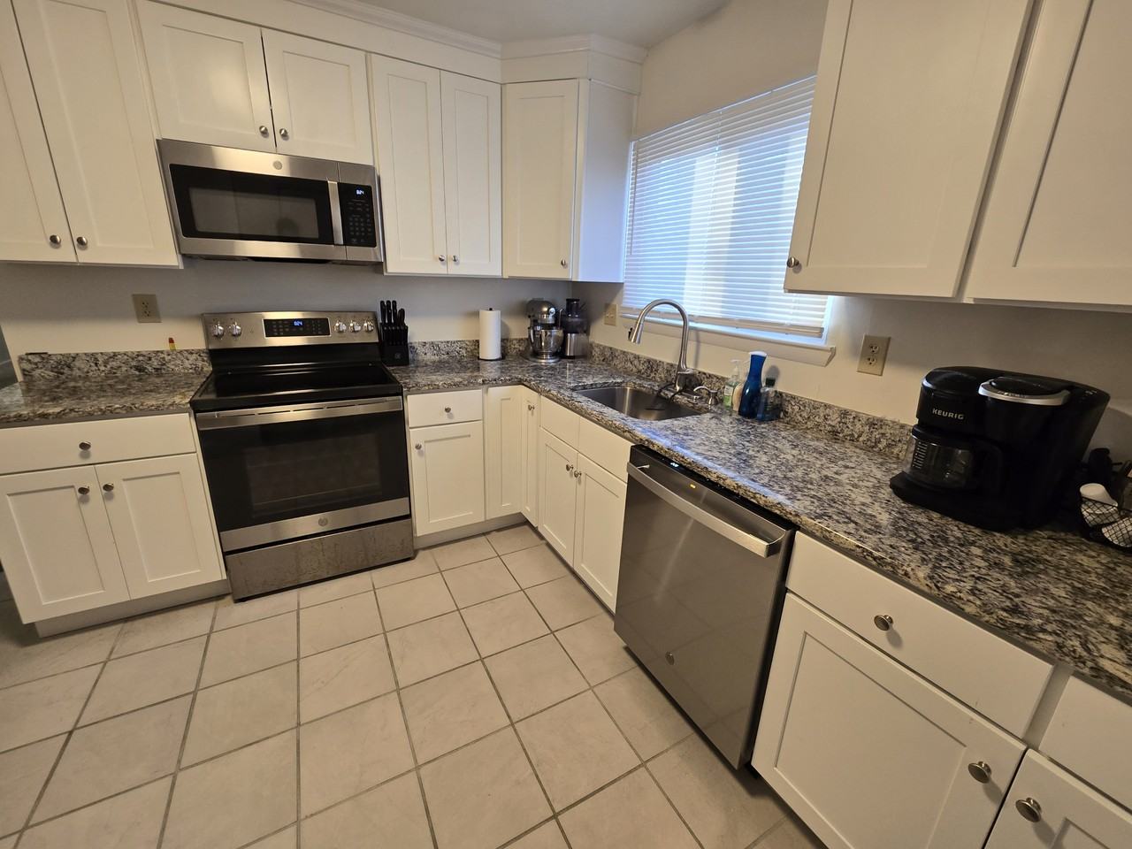 3229 Bruno Dr #1 - Photo 4 of 16