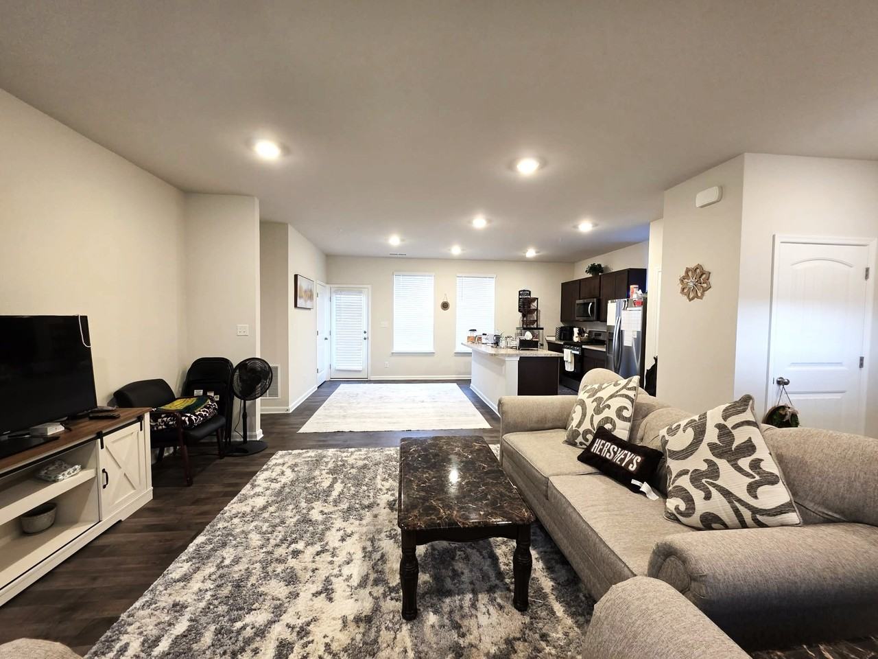 407 Stream Valley Ct #1 - Photo 6 of 21