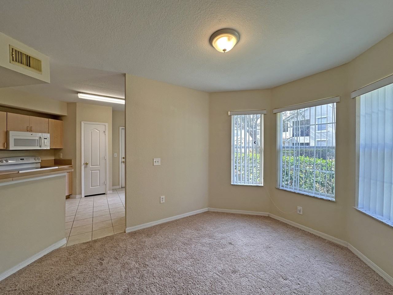 110 Sw Peacock Blvd #06-104 - Photo 7 of 46