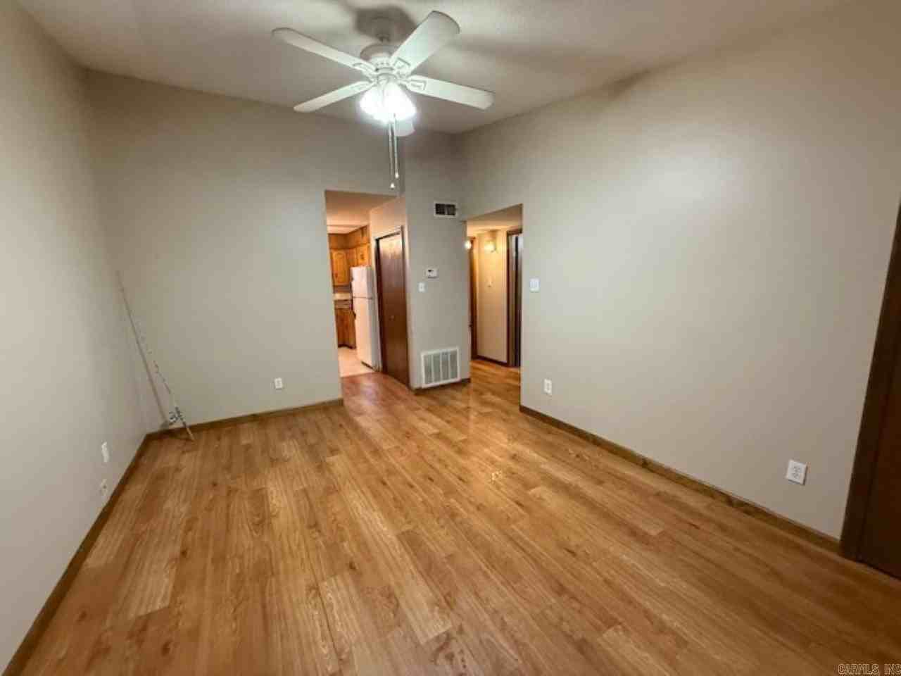 42 Barnwell Dr - Photo 4 of 22