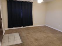 211 N Greenbriar Rd Apt 4 #4 - Photo 1 of 1