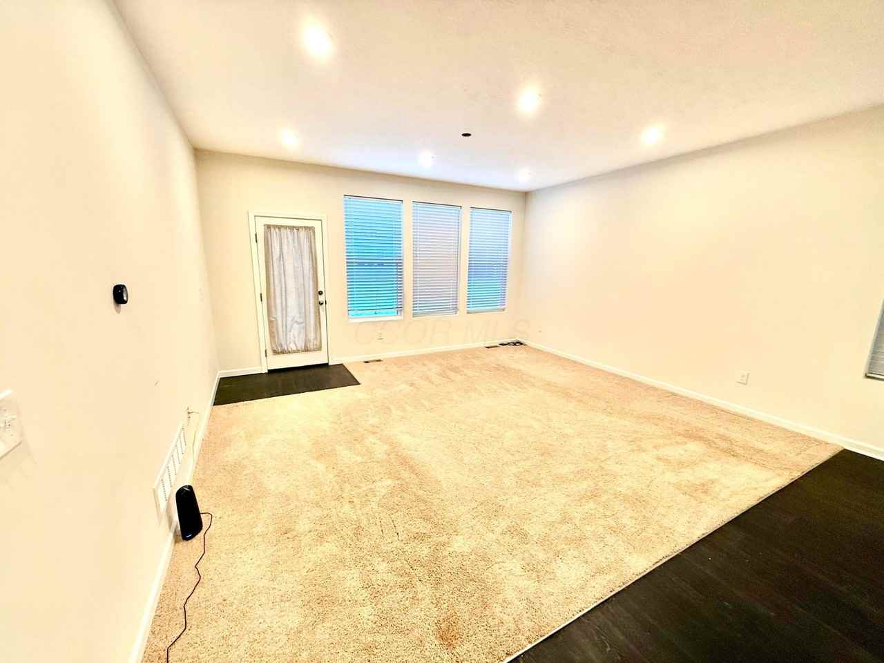 1916 Pomodoro Dr - Photo 5 of 18