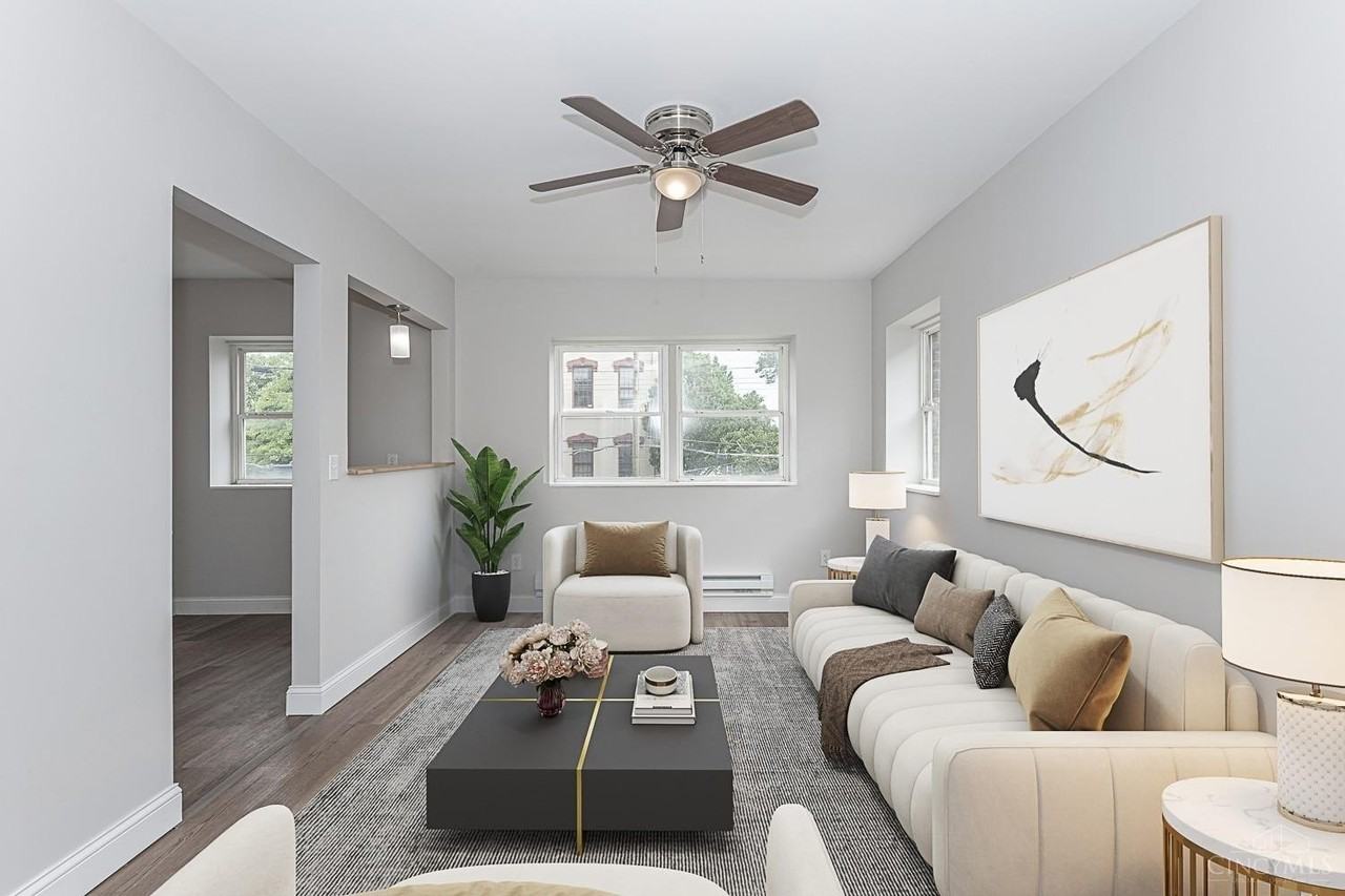 825 William Howard Taft Rd Apt 2 #2 - Photo 2 of 7