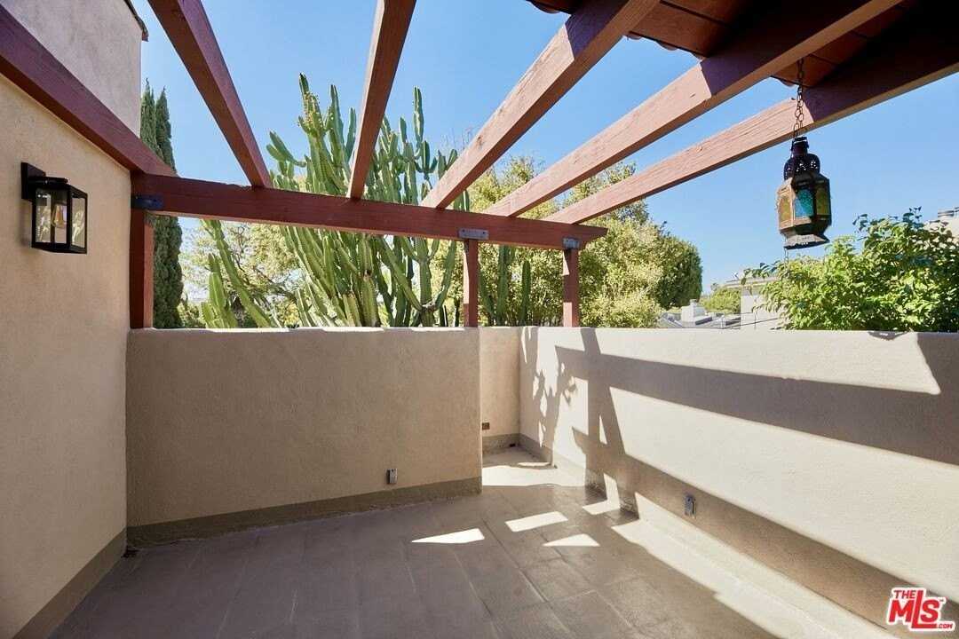 412 Norwich Dr - Photo 3 of 17