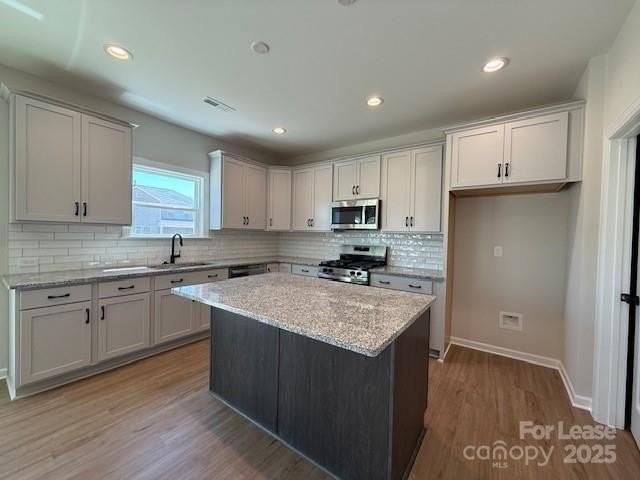 2205 Camber Dr - Photo 5 of 15