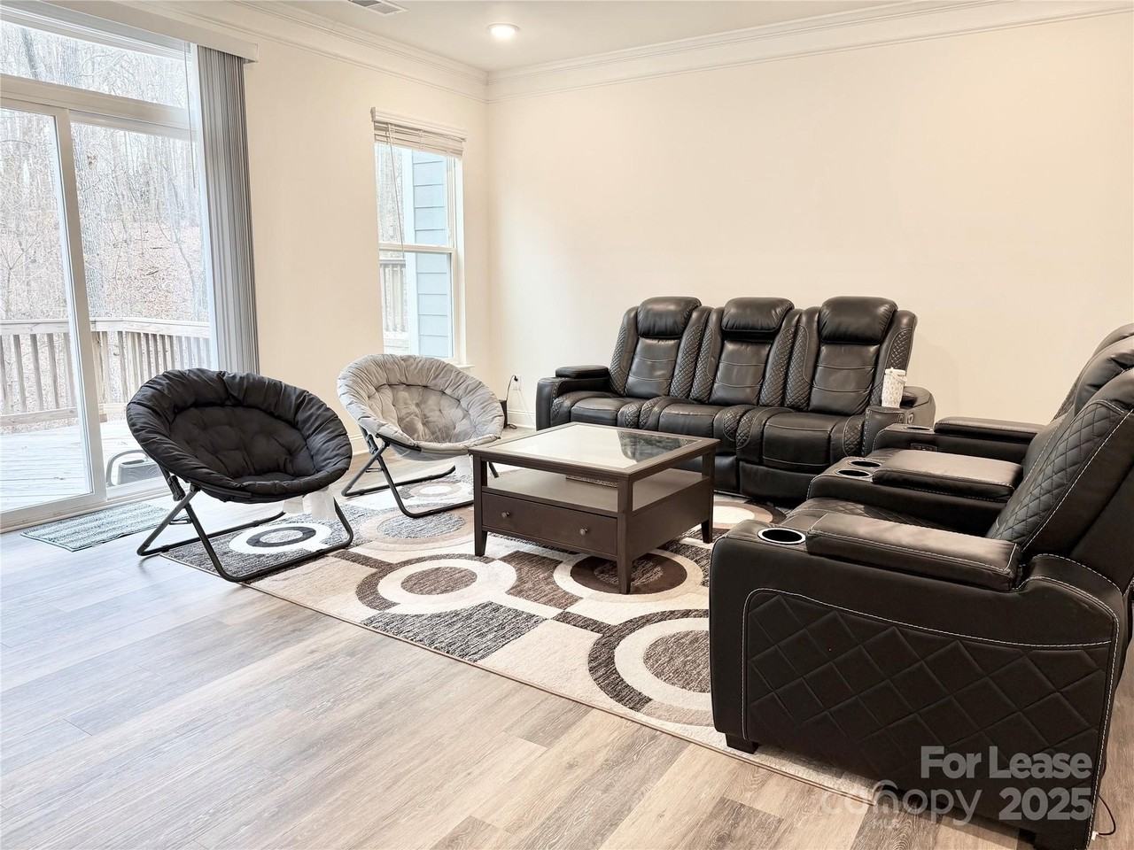 10211 Glenmere Creek Cir - Photo 4 of 24