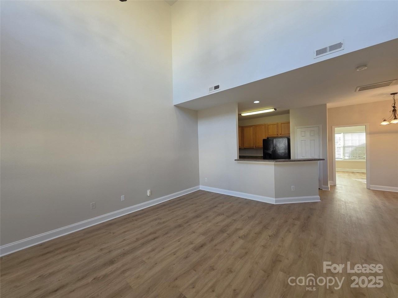 10619 Trolley Run Dr - Photo 2 of 17