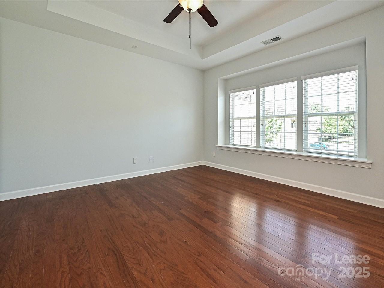 14604 Monferrato Way - Photo 4 of 25