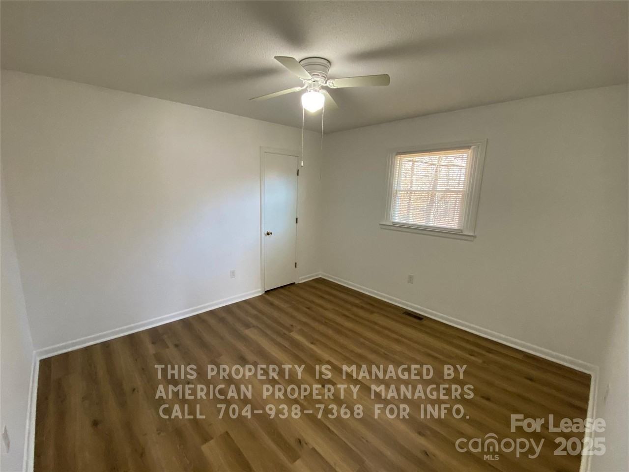 3818 Vanderburg Dr - Photo 5 of 9