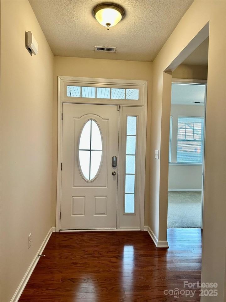 4531 Hubbard Falls Dr - Photo 4 of 32