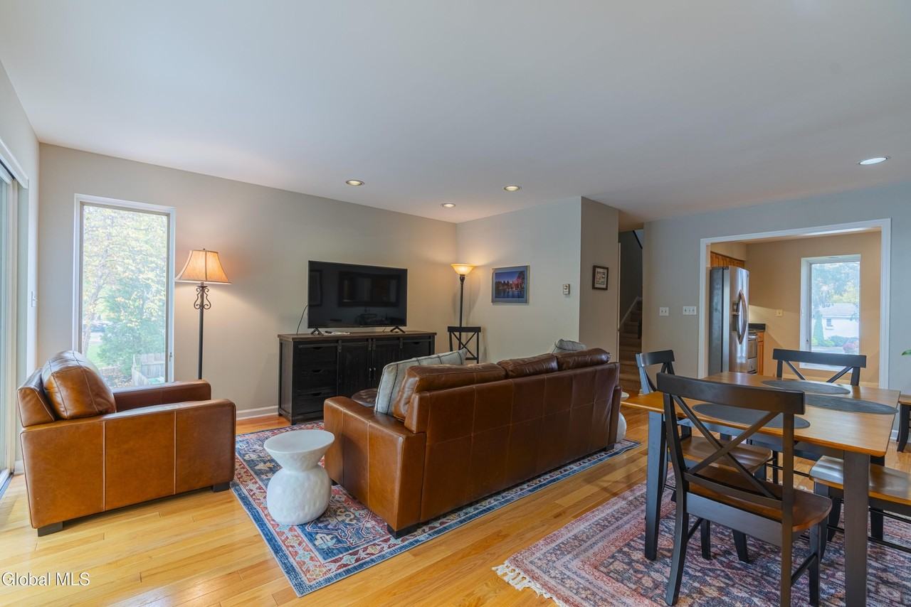 28 White St #28 - Photo 5 of 29