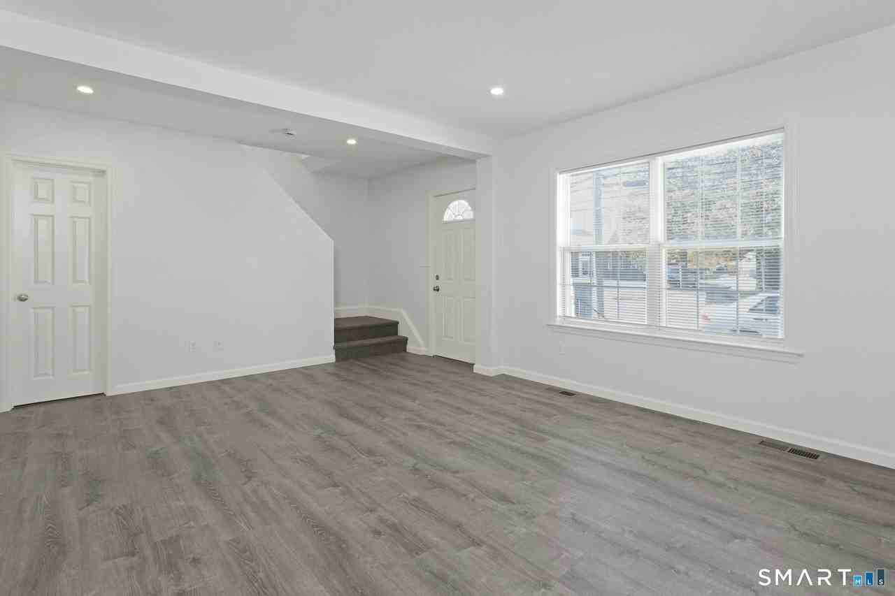 377 Hope St - Photo 3 of 22