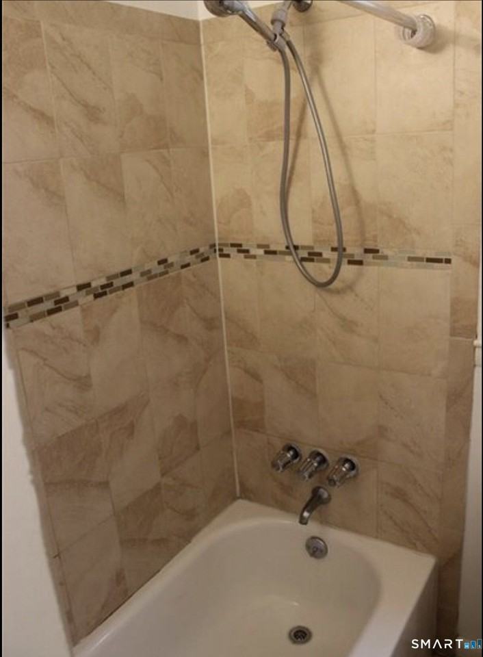 20 North St #9-2 - Photo 4 of 7