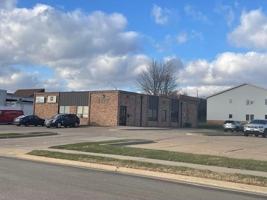 featured image of 3255 Foothill Ct