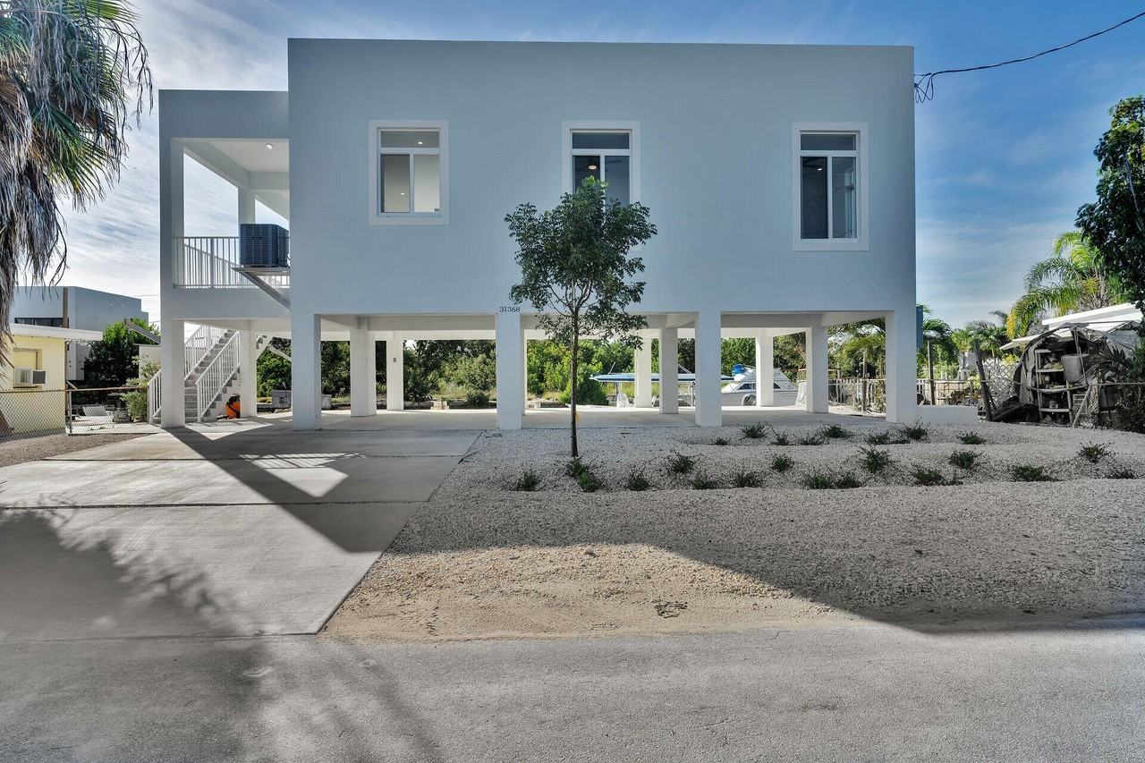 31368 Avenue I - Photo 3 of 47