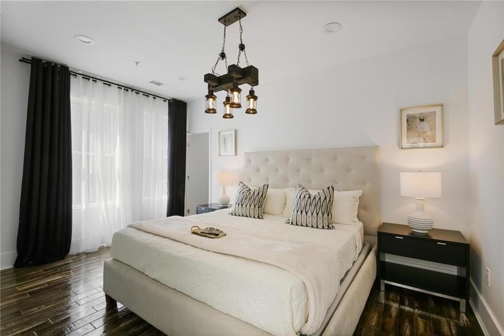 6550 Powers Ferry Rd - Photo 3 of 36