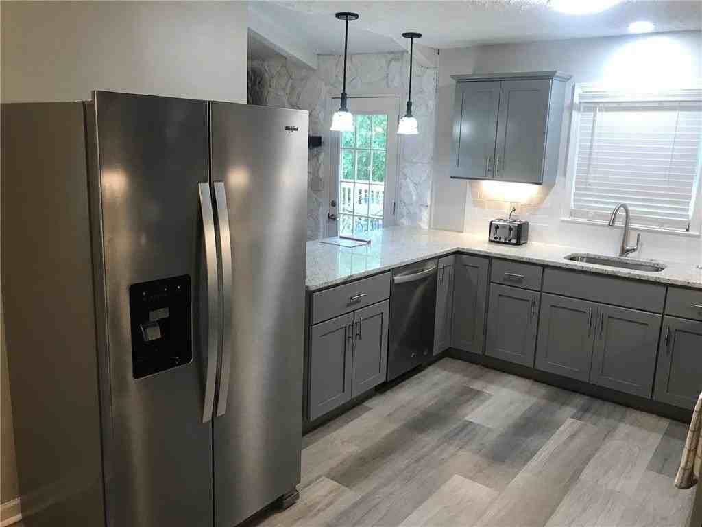 111 Quail Run - Photo 4 of 22