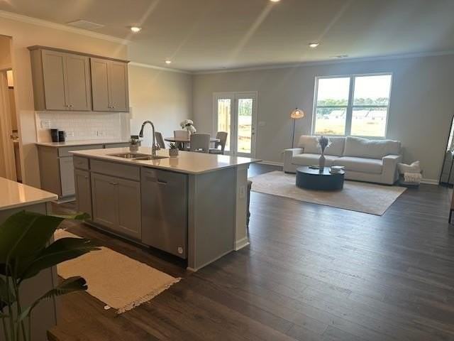 2411 Bayberry St - Photo 5 of 28