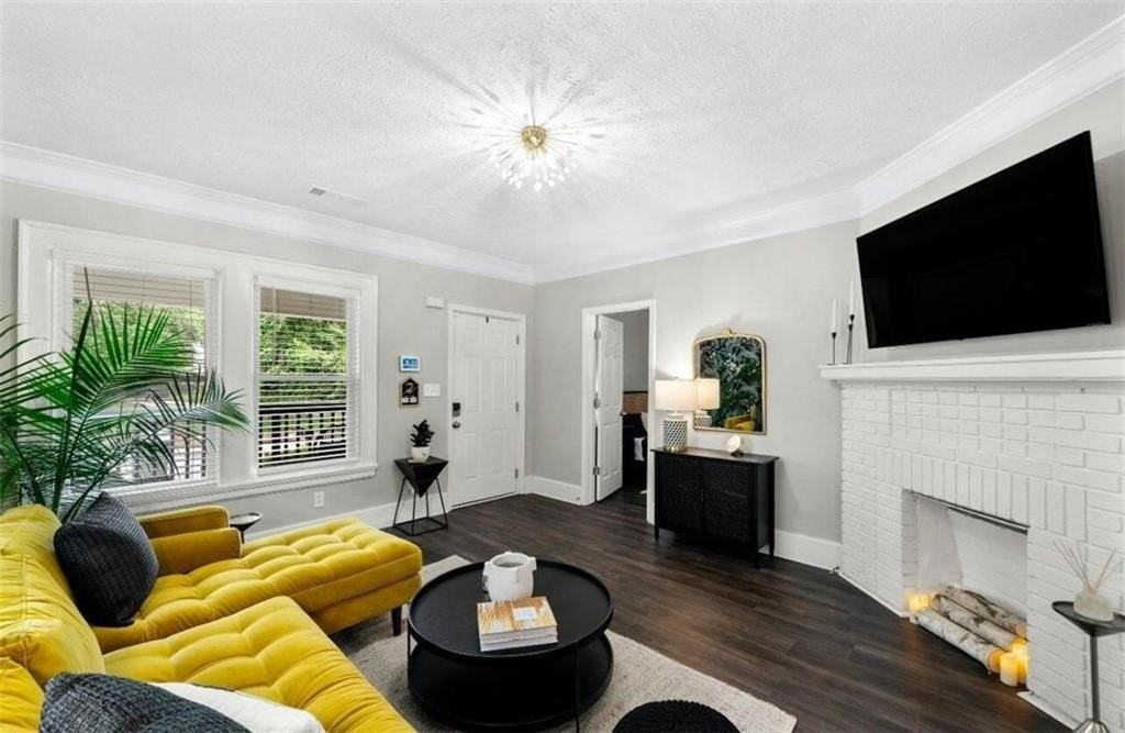 976 Washington St Sw - Photo 6 of 16