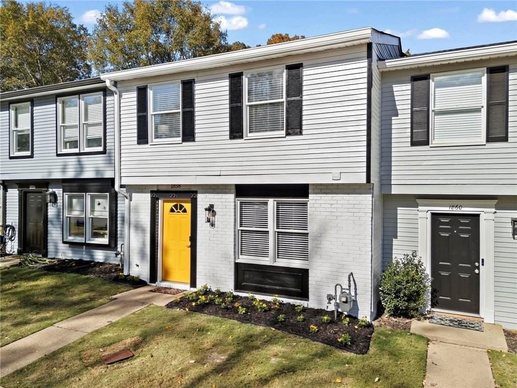 1858 Shenandoah Valley Ln Se - Photo 3 of 36