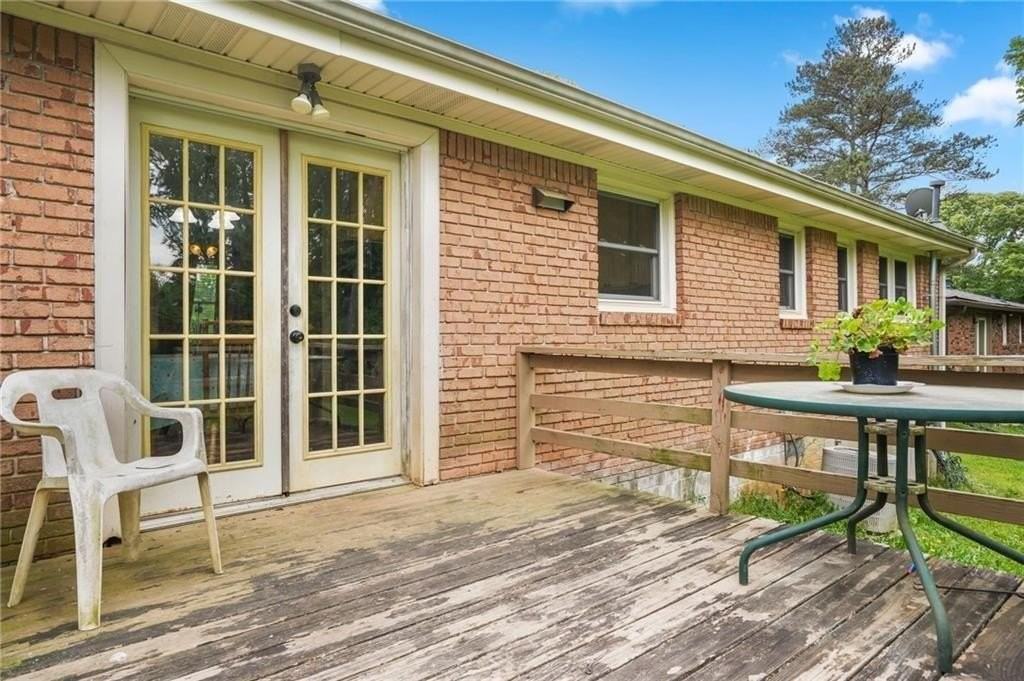 145 Melinda Way Se - Photo 3 of 5