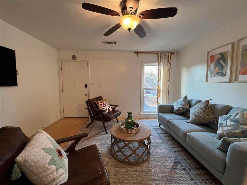 1166 Booth Rd Sw Apt 212 #212 - Photo 3 of 19