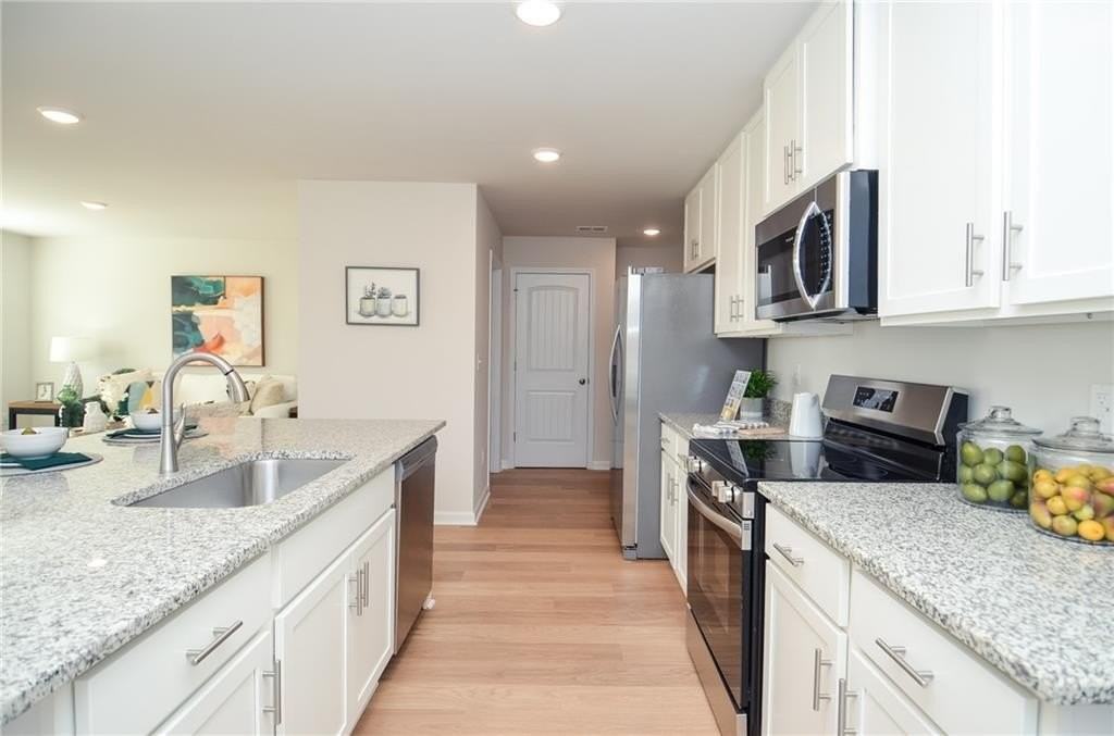 2230 Sweet Blossom Ln - Photo 7 of 39