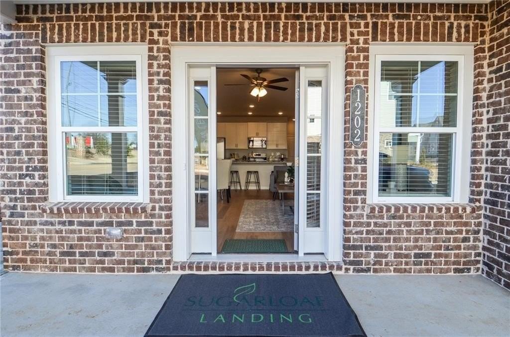 2220 Sweet Blossom Ln - Photo 3 of 40