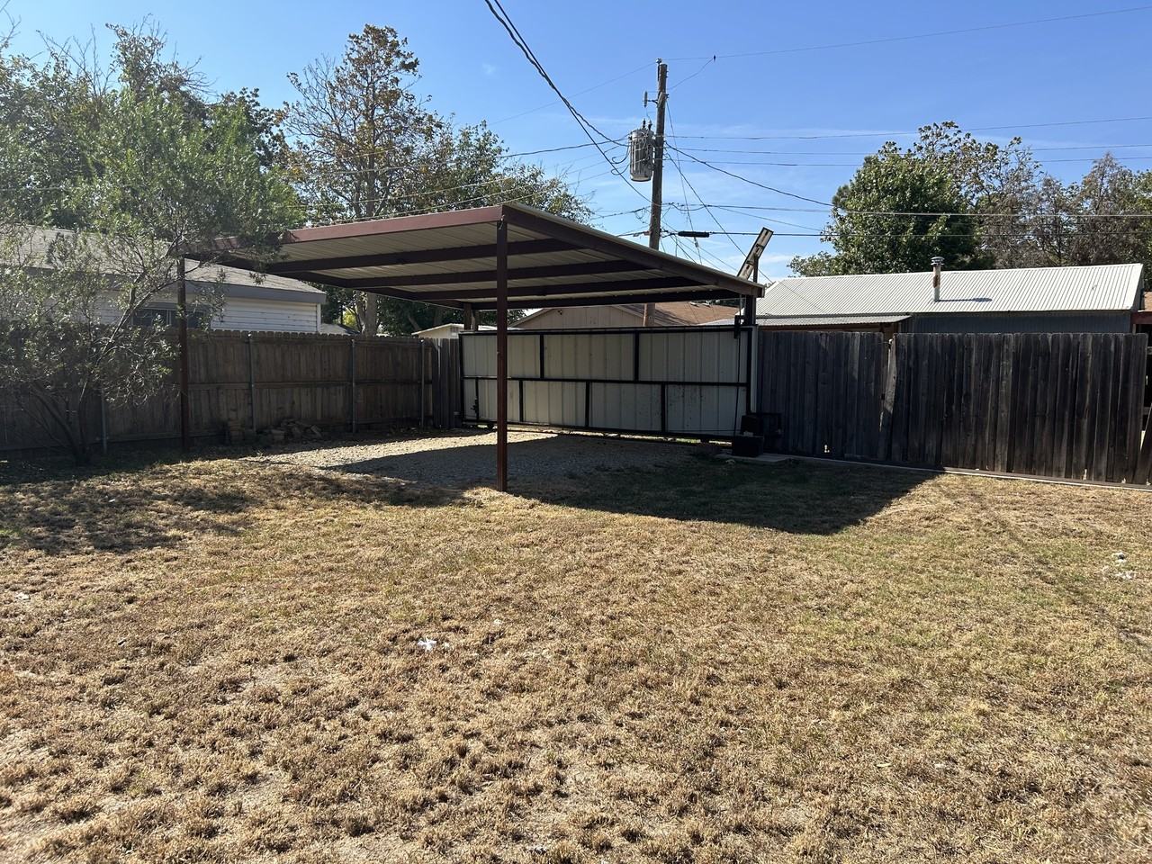 5122 Fairway Blvd #1 - Photo 3 of 39