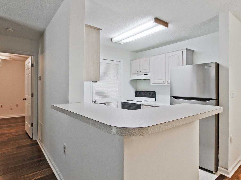 632 Granville Ct - Photo 4 of 17