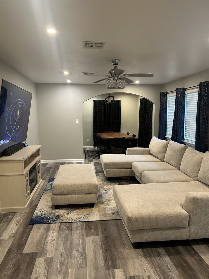 1610 14th St #1 - Photo 3 of 27