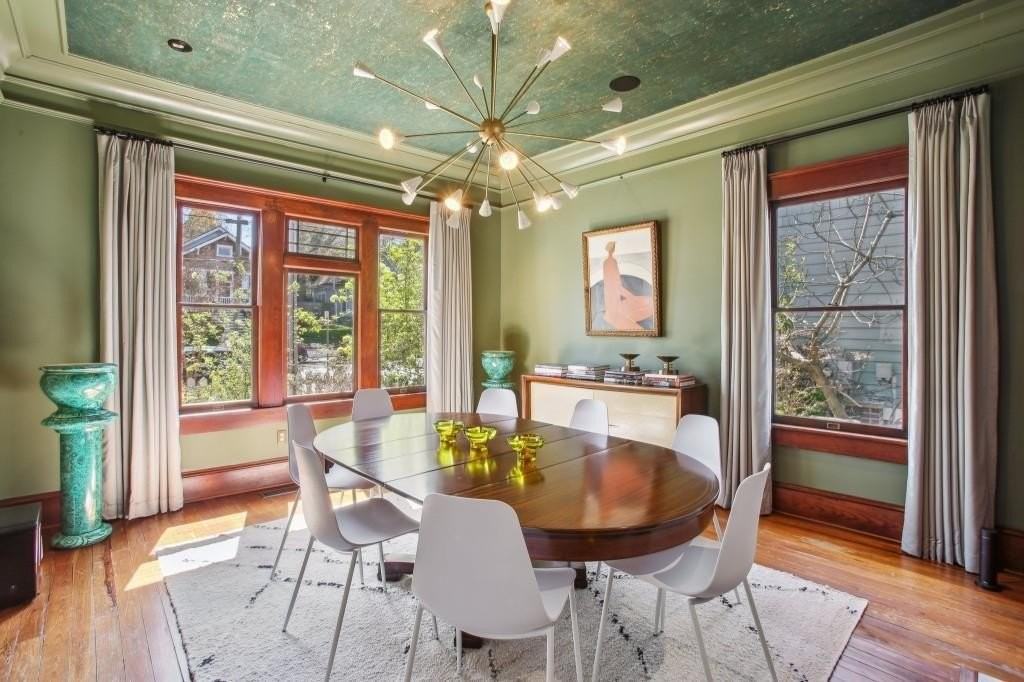 788 Lake Ave Ne - Photo 5 of 34