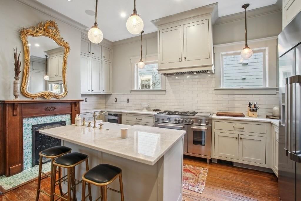 788 Lake Ave Ne - Photo 6 of 34