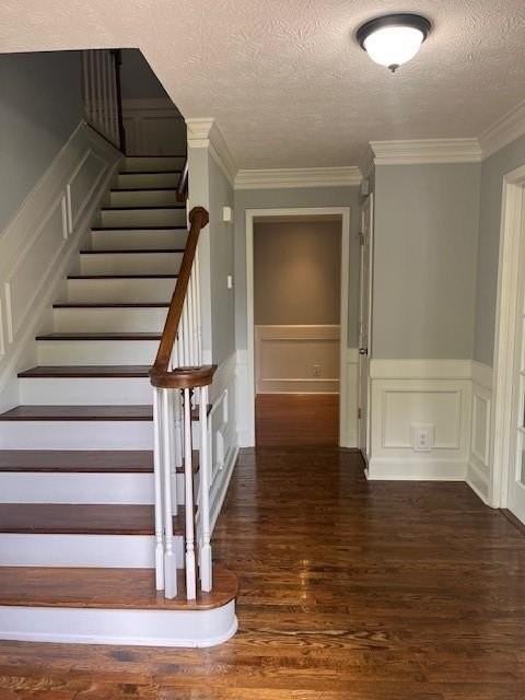 871 Cedar Trce Sw - Photo 3 of 43