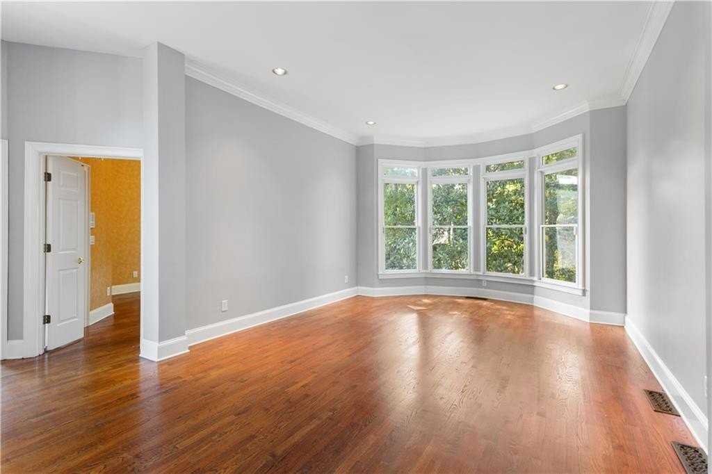 2456 Tyne Ter Se - Photo 5 of 20