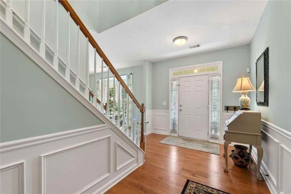 5415 Fieldfreen Dr - Photo 5 of 40