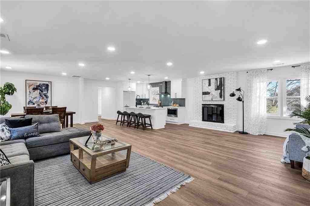 1536 Daffodil Dr - Photo 6 of 29